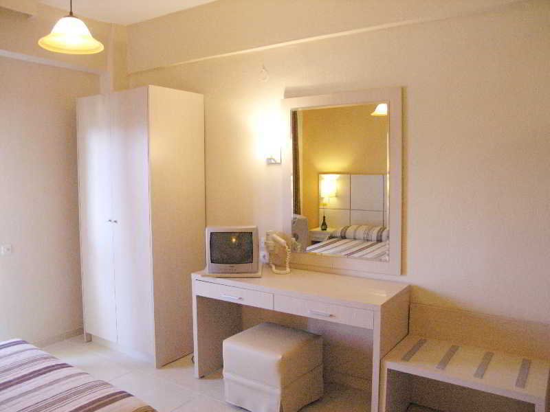 Aristotelis Hotel Fourka Exterior foto