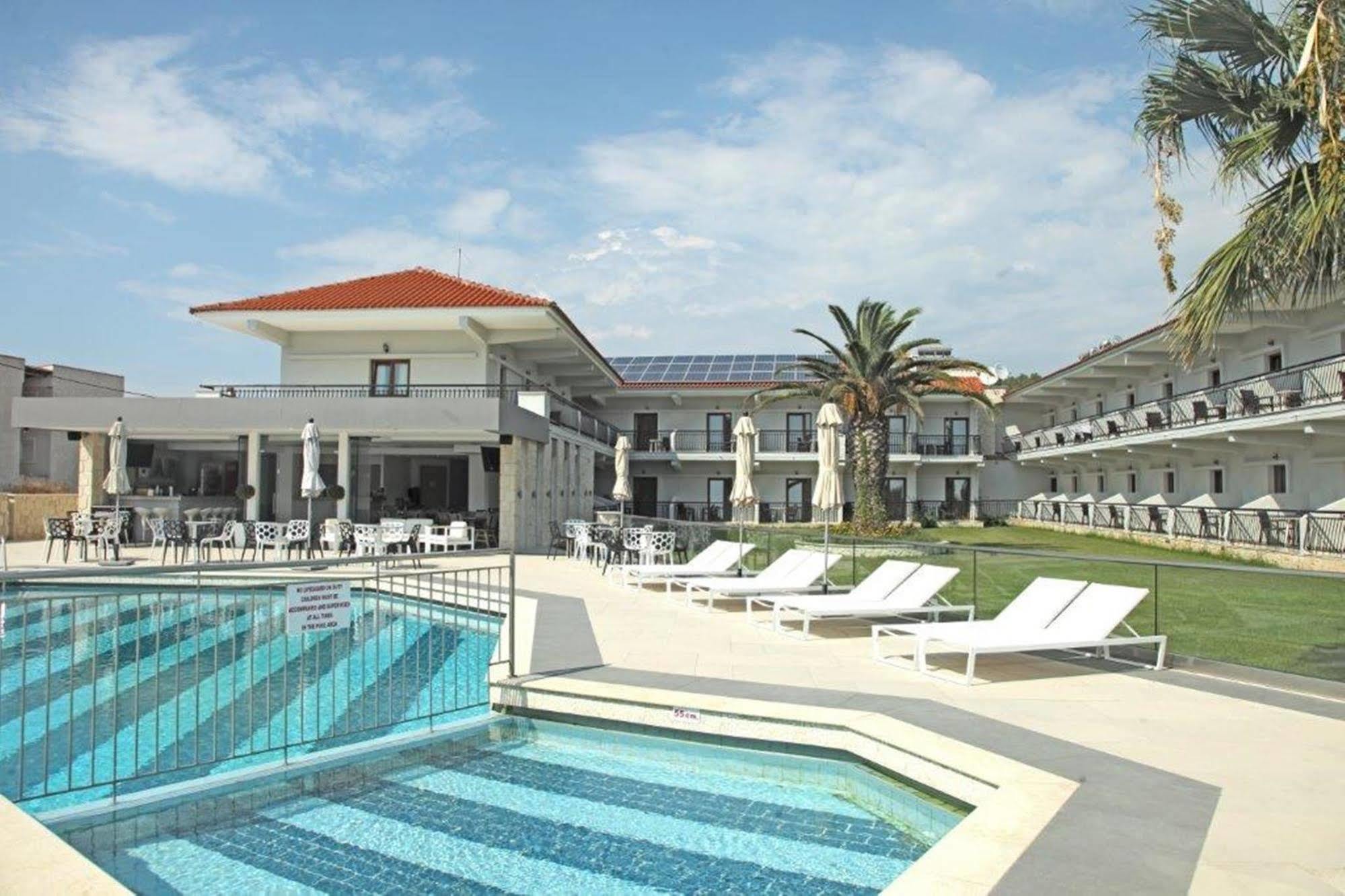 Aristotelis Hotel Fourka Exterior foto